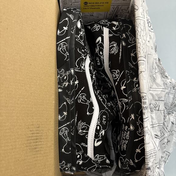 Size 12 - Vans Peanuts x Old Skool Snoopy VN0A38G1QOG NEW WITH BOX